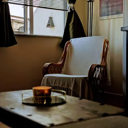 Апартаменты Crescent Mall *